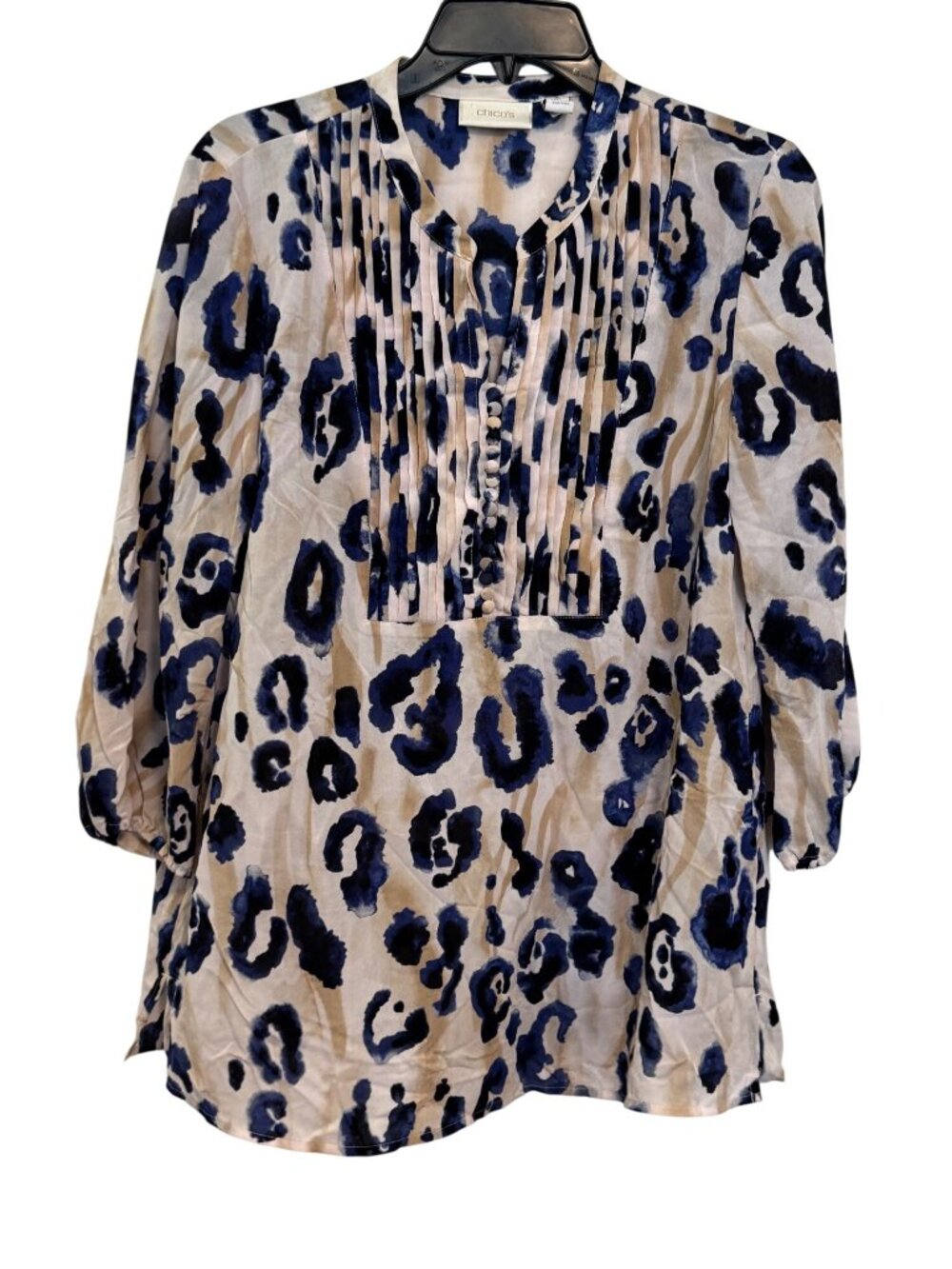 Chicos Animal Print Pintuck Button Front Blouse Size 1 Blue Tan White 3/4 Sleeve